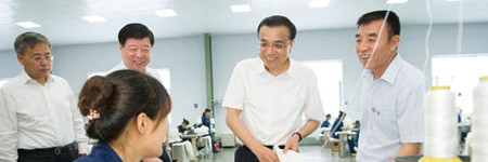 李克強贊環(huán)保企業(yè)理念：“化污泥為資源”