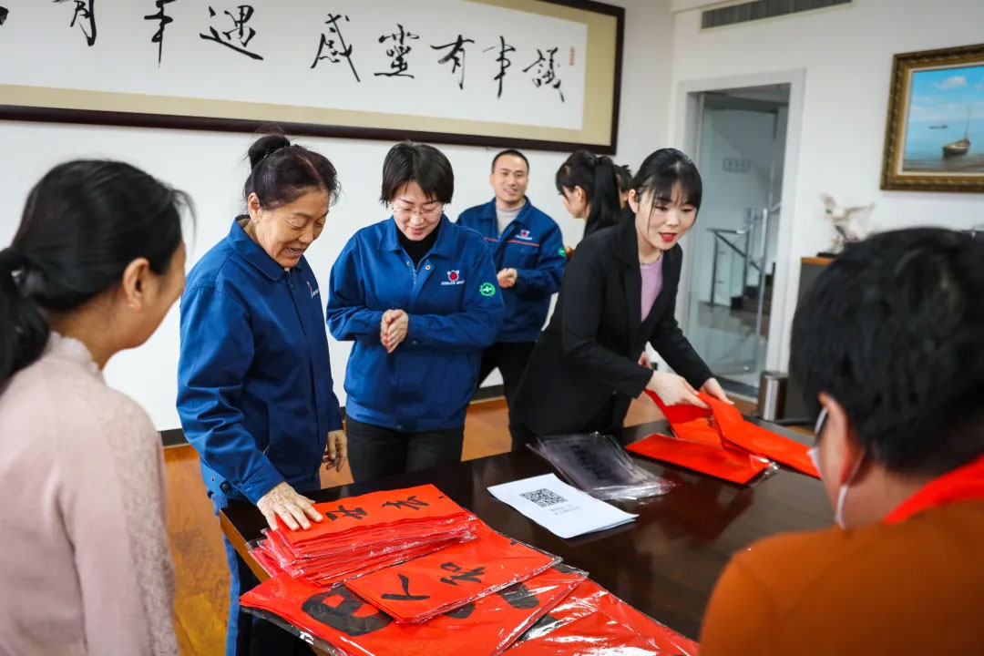 經(jīng)開區(qū) “迎新春 送萬福 進萬家”活動 來到景津